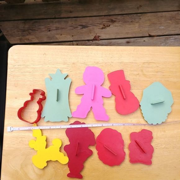Vintage Assorted‎ Christmas Cookie Cutters - Picture 8 of 8